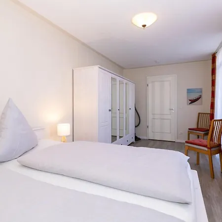 Appartementhaus Miramare 06 Кюлунгсборн