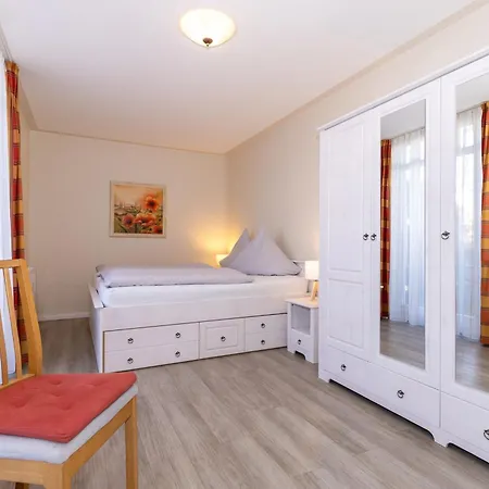 Appartementhaus Miramare 06 Апартаменты Кюлунгсборн